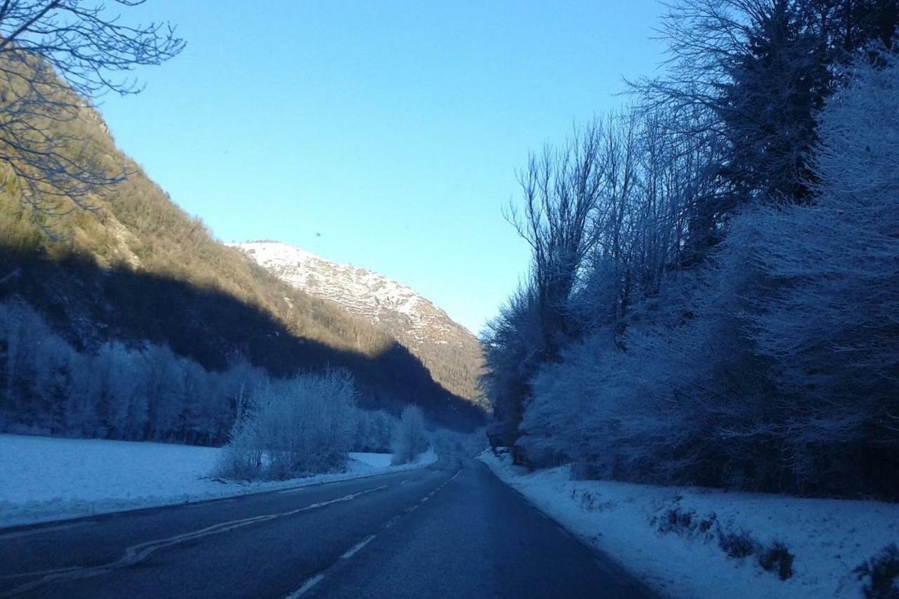 la feda gîte Pyrénées Ariégeoises Auzat Extérieur photo