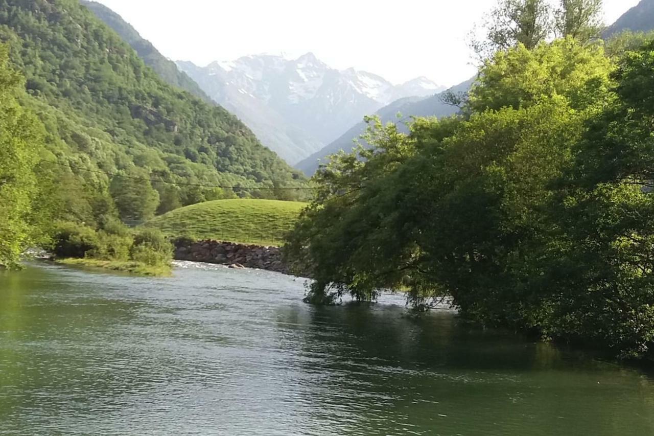 la feda gîte Pyrénées Ariégeoises Auzat Extérieur photo