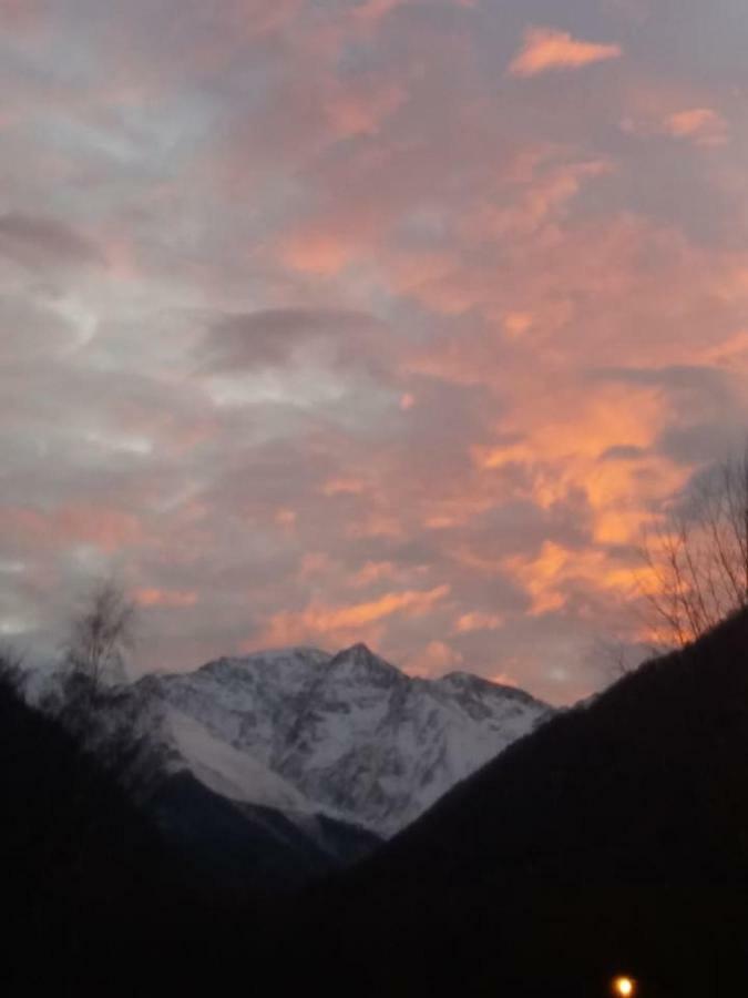 la feda gîte Pyrénées Ariégeoises Auzat Extérieur photo